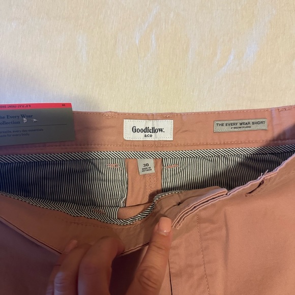Goodfellow Men's Pink Chino Pants - Picture 4 of 4
